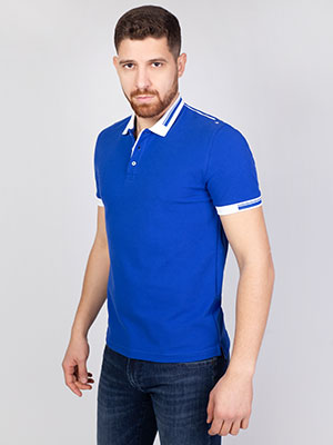 Blouse in royal blue with collar in whi - 93398 - € 20.25