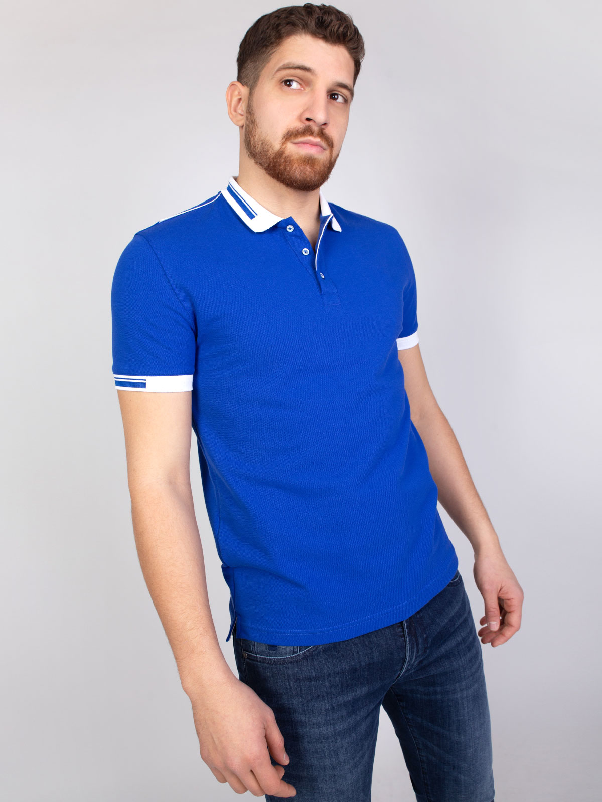 Bluză în albastru regal cu guler în alb - 93398 € 20.25 img2