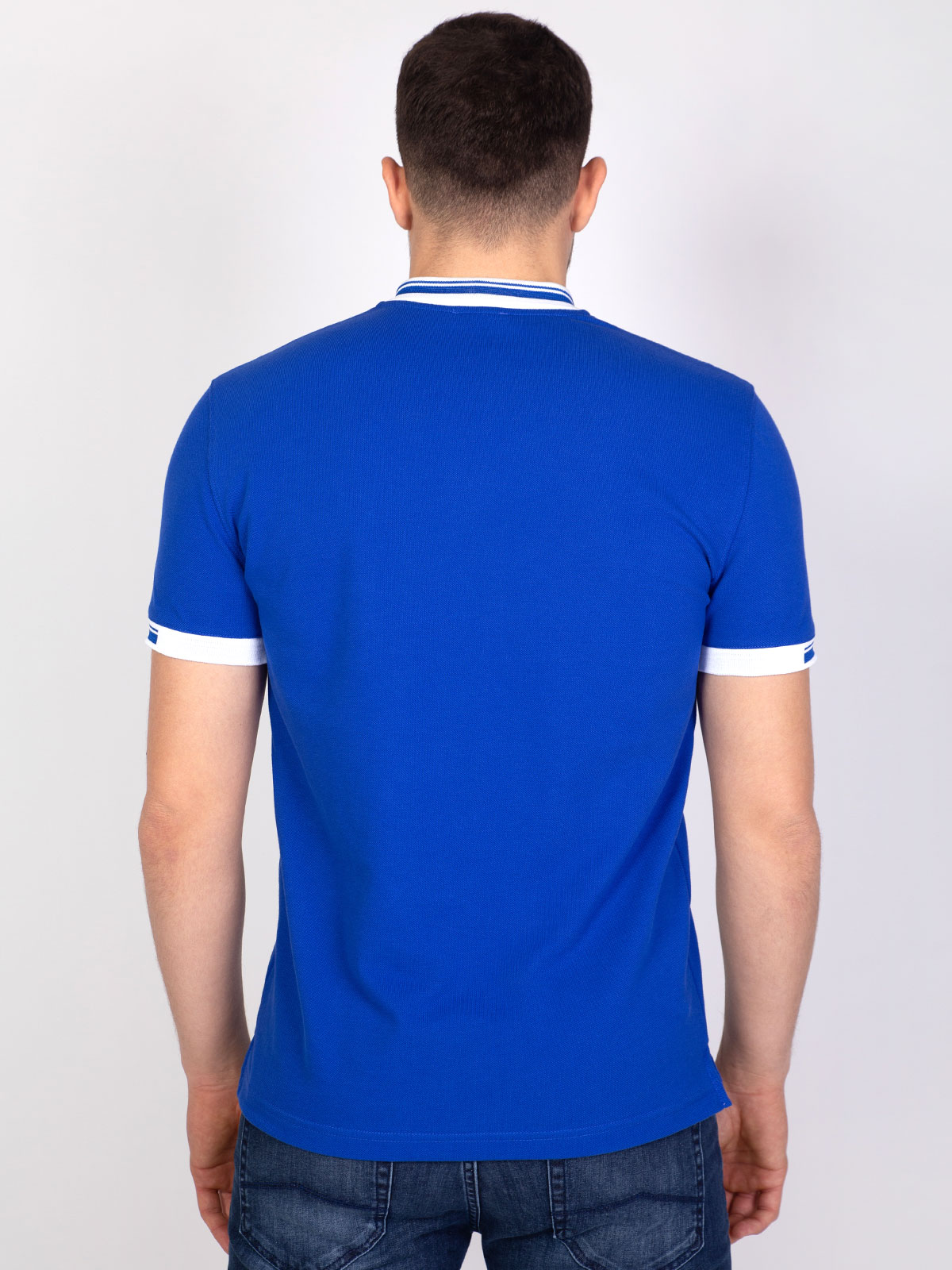 Μπλούζα σε μπλε royal με γιακά σε λευκό - 93398 € 20.25 img4