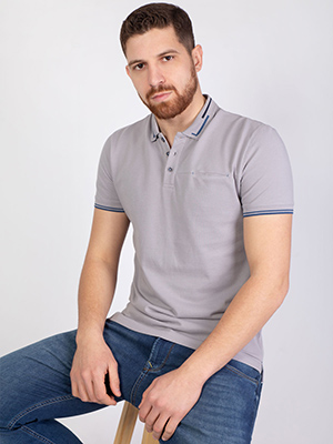 Bluză gri cu guler tricotat cu accente - 93407 - € 21.93
