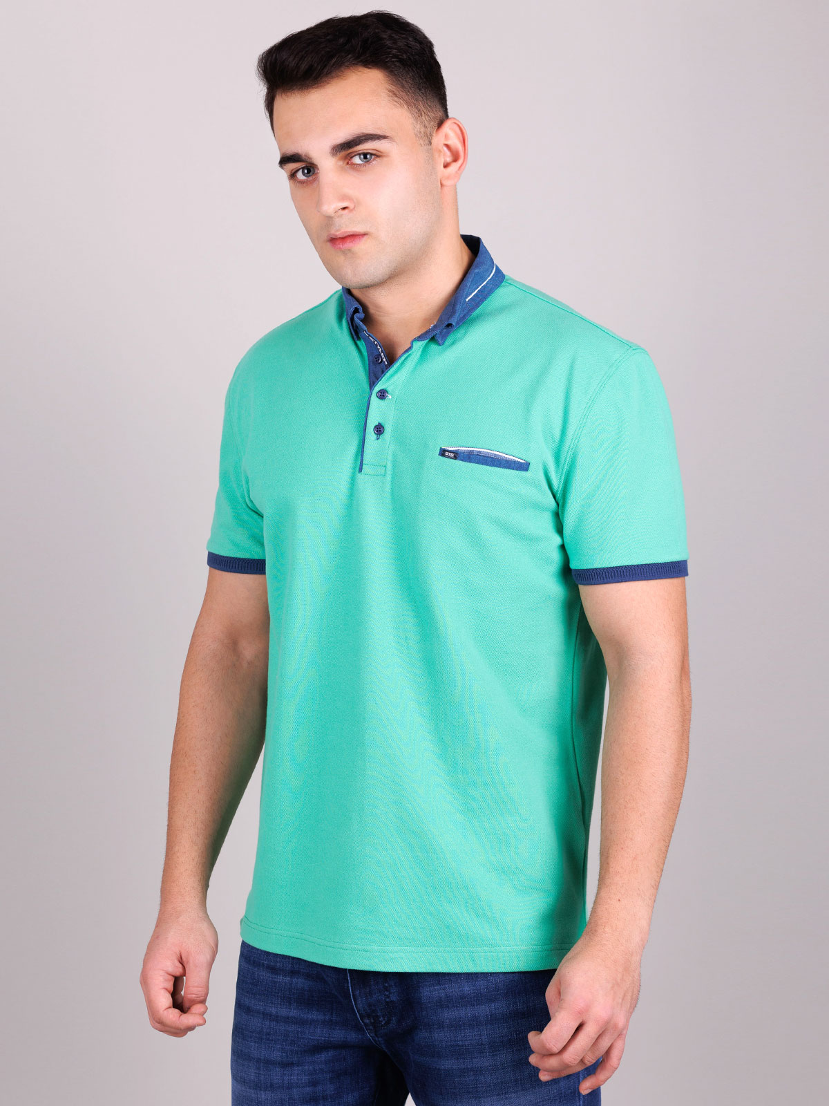 Tshirt in green with a denim collar - 93414 € 30.93 img3