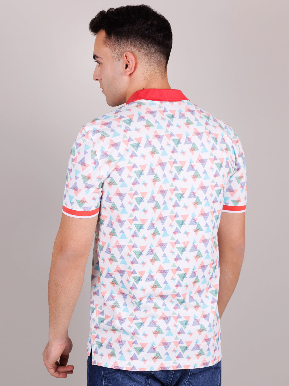 Tshirt in white with triangles - 93424 € 40.49 img2