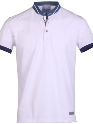 item:Λευκή μπλούζα με κοντό μανίκι - 93439 - € 40.49