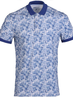 Tshirt in blue with figures - 93450 - € 42.74