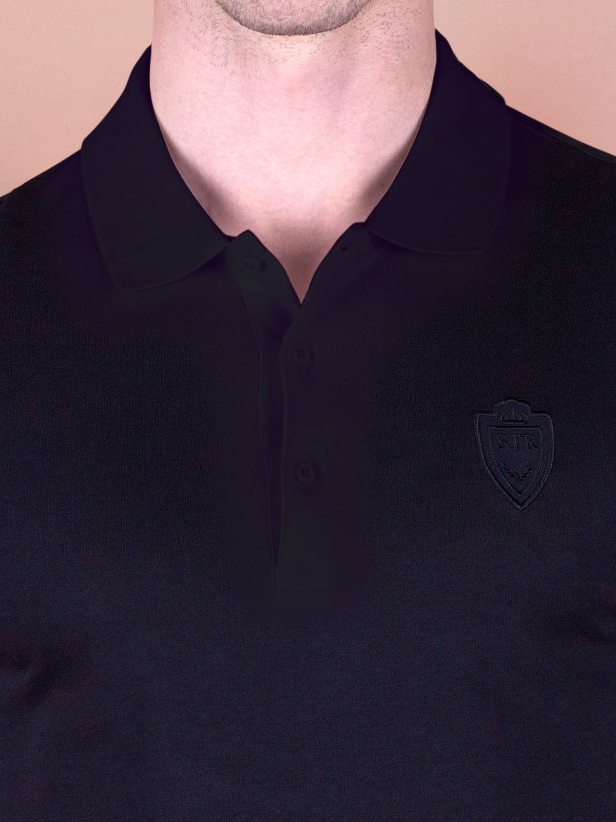 Μπλούζα σε μαύρο χρώμα με κεντημένο λογ - 94370 € 16.31 img2