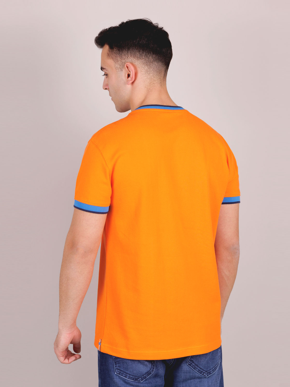 Tricou portocaliu cu imprimeu - 95363 € 19.12 img2