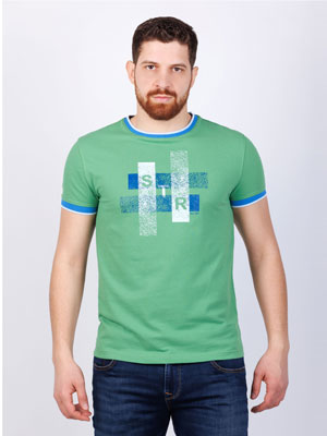 Μπλουζάκι σε πράσινο χρώμα με στάμπα str - 95364 - € 19.12