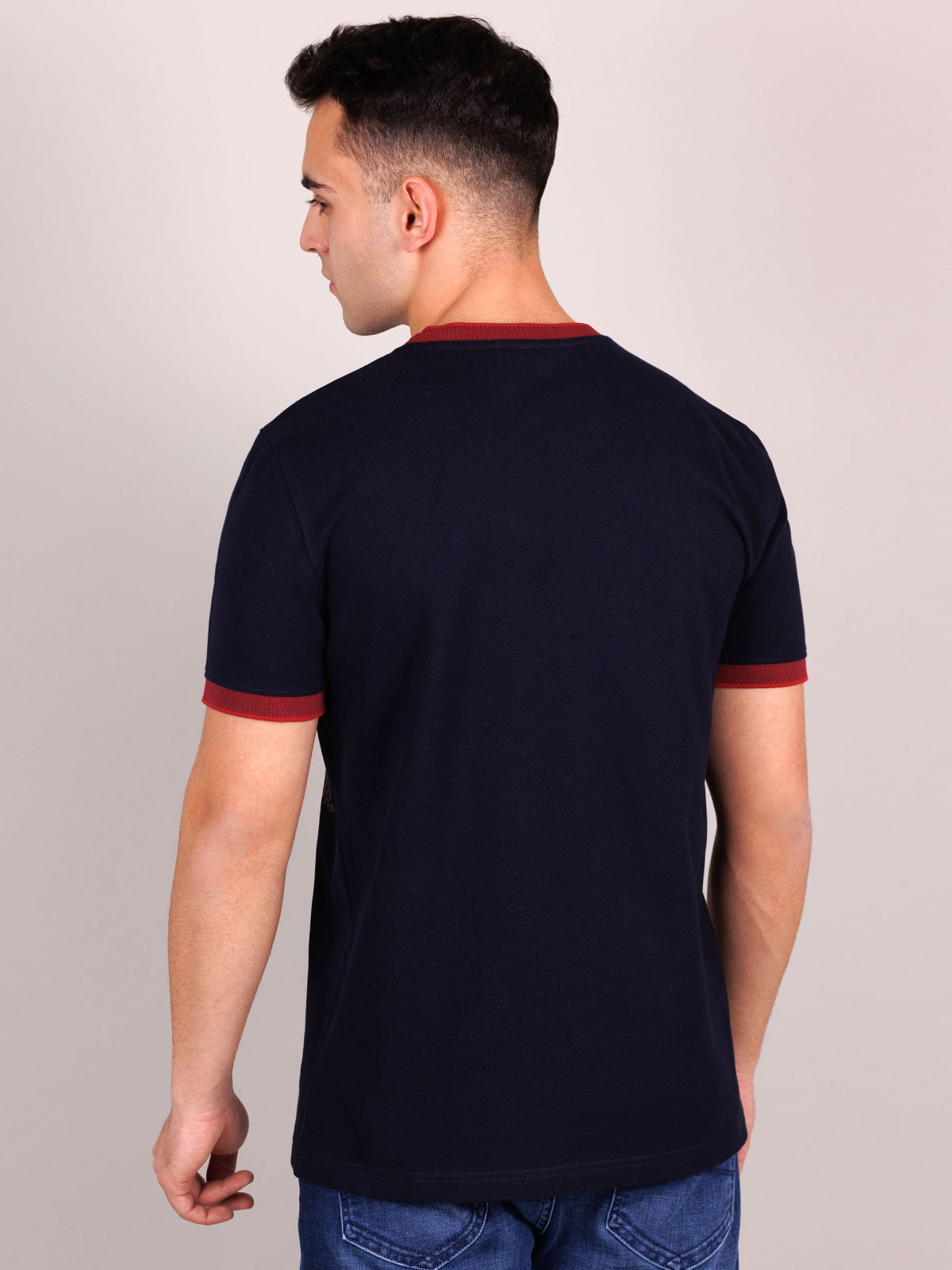 Tshirt σε σκούρο μπλε και μπορντό - 95366 € 19.12 img4