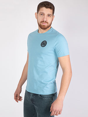 Μπλουζάκι γαλάζιο με στρογγυλό έμπλαστρο - 96381 - € 23.62