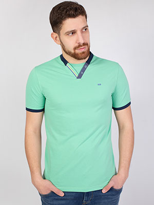 Κοντομάνικη μπλούζα με τζιν προφορά - 96396 - € 27.56