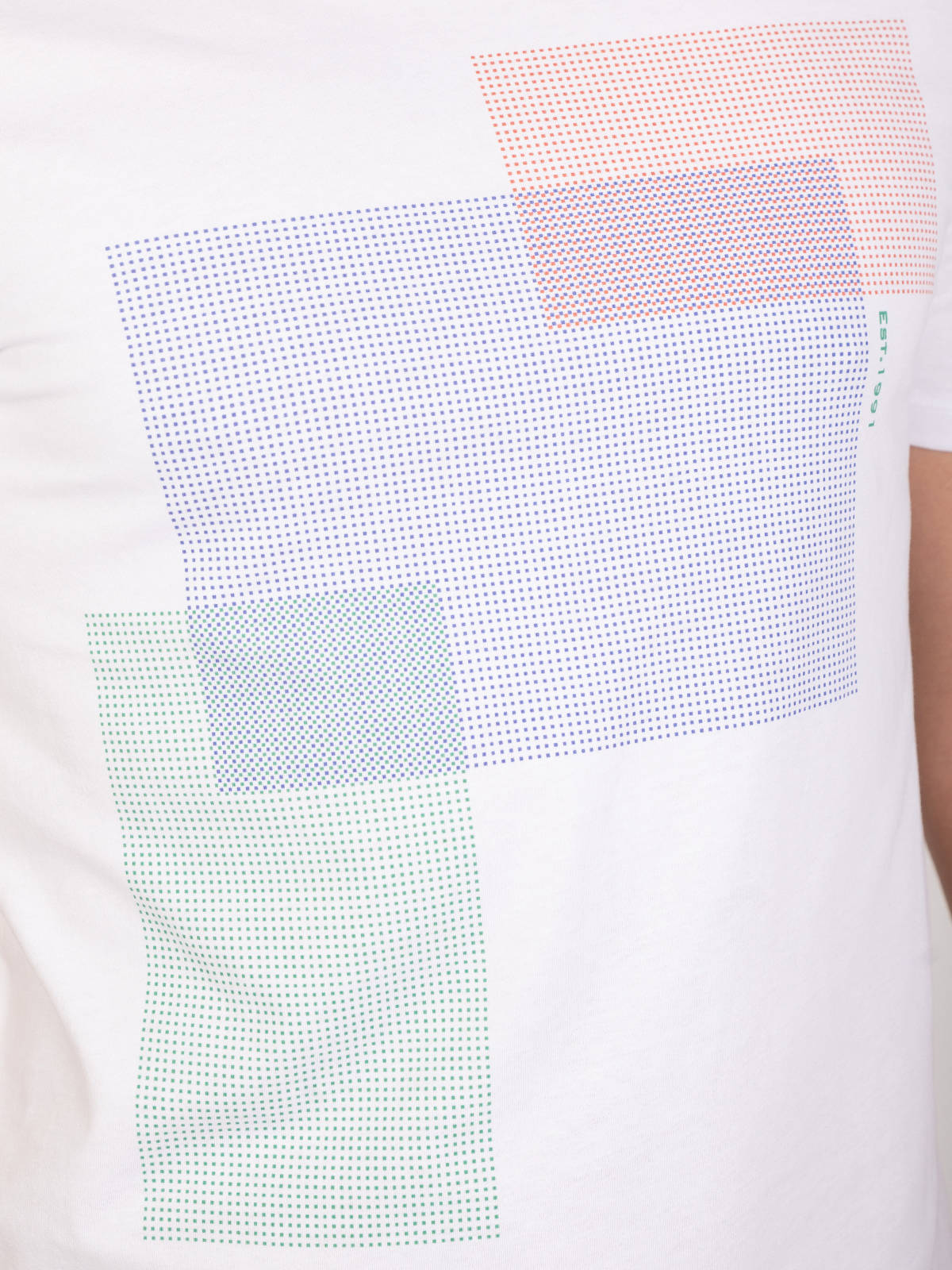 Λευκό μπλουζάκι με χρωματιστά τετράγωνα - 96397 € 27.56 img2