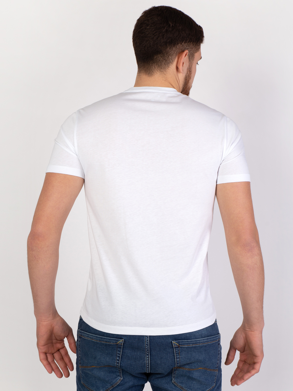 Tricou alb cu imprimeu fagure colorat - 96402 € 16.31 img3