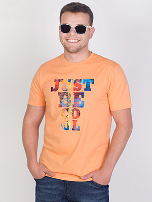Tshirt με πολύχρωμη στάμπα - 96422 - € 23.62