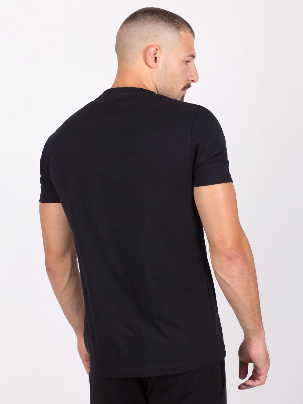 Μπλουζάκι σε μαύρο χρώμα με στάμπα σε λε - 96443 € 23.62 img4