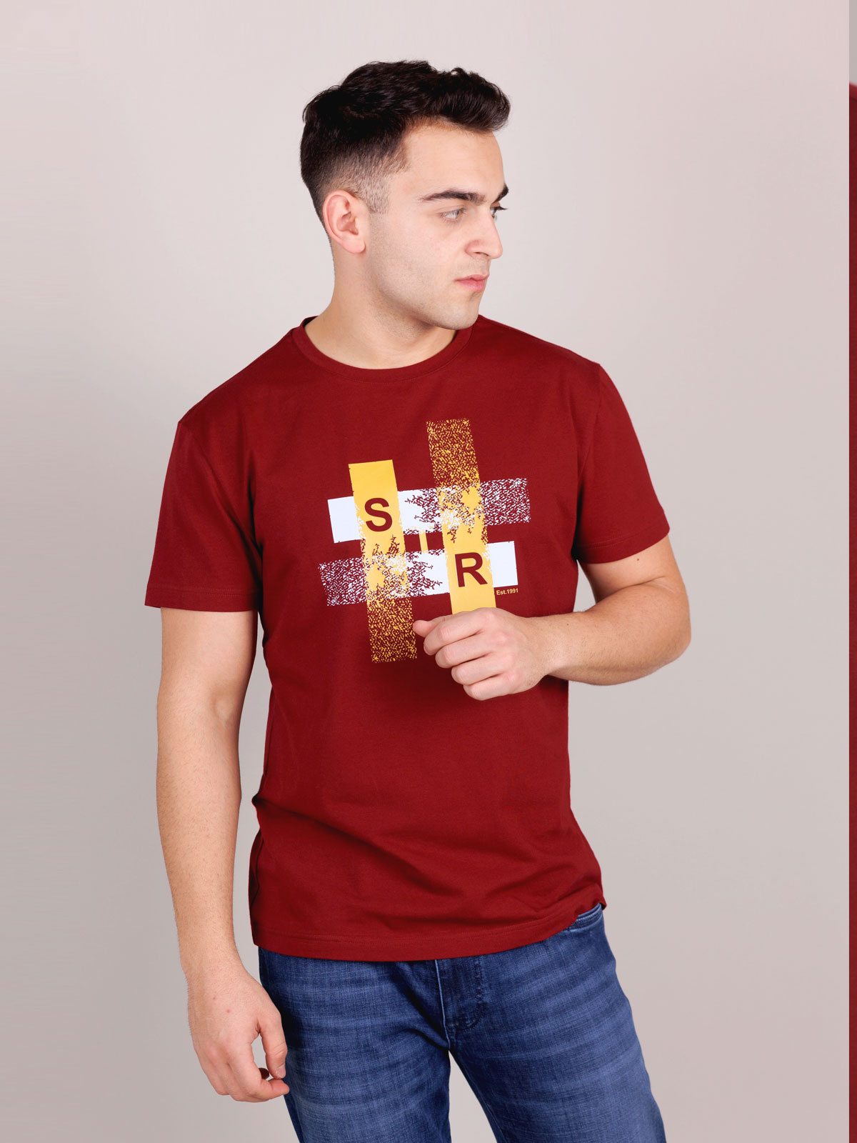 Μπλουζάκι σε μπορντό χρώμα με στάμπα - 96460 € 23.62 img4