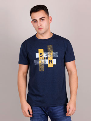 Μπλουζάκι σε μπλε χρώμα με έγχρωμη στάμπ - 96461 - € 23.62