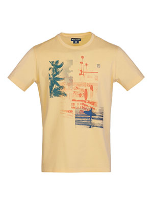 Yellow tshirt with colorful print-96498-€ 30.37