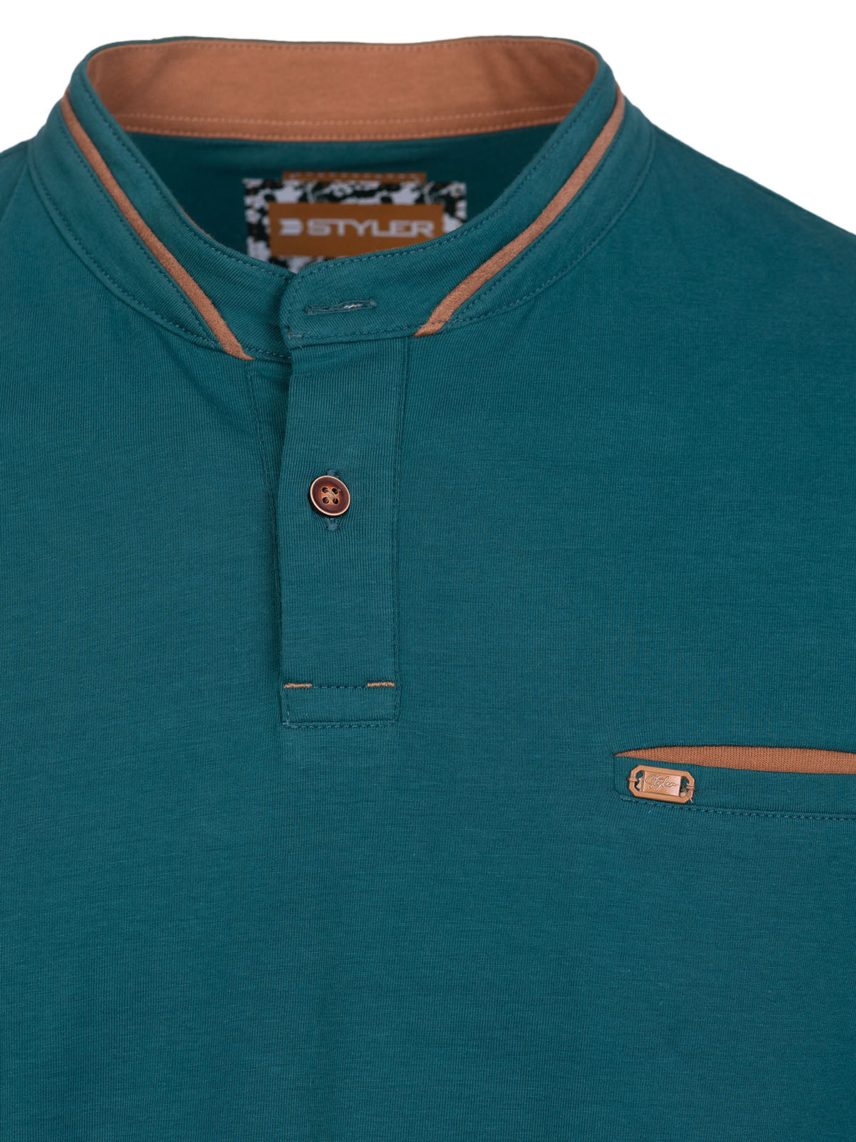 Зелена блуза с войнишка яка