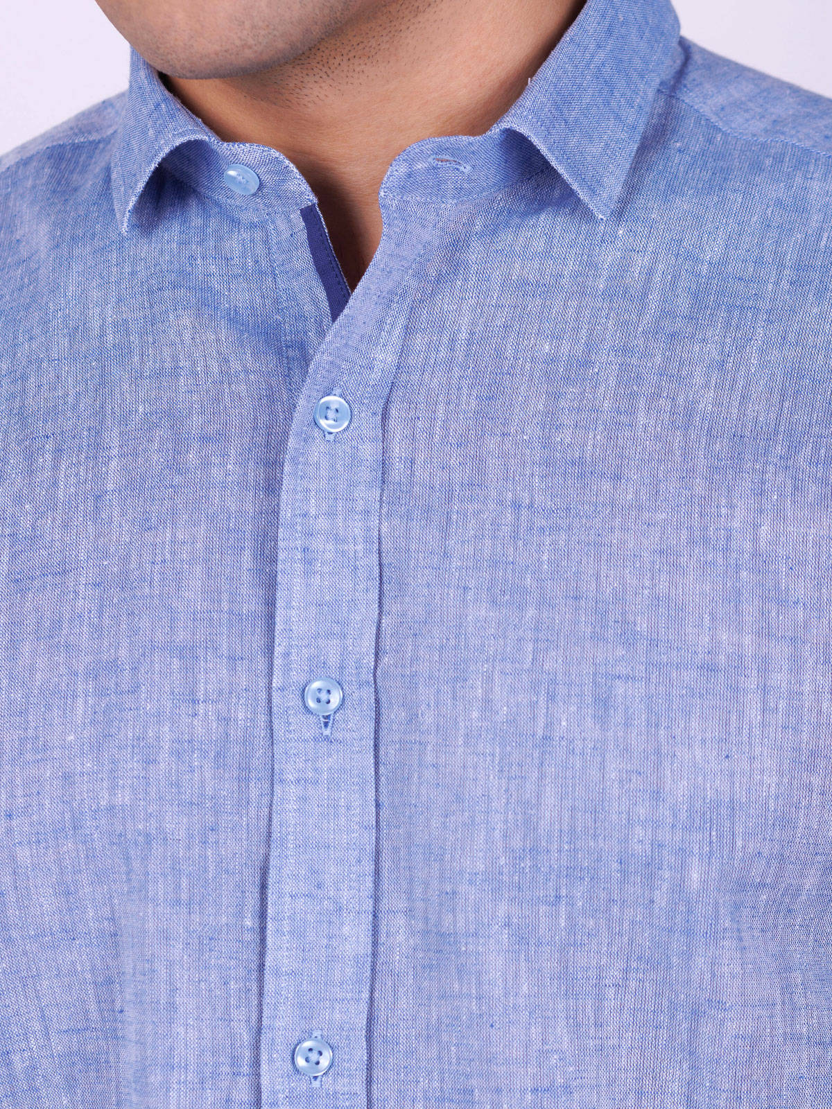 Риза от лен вталена