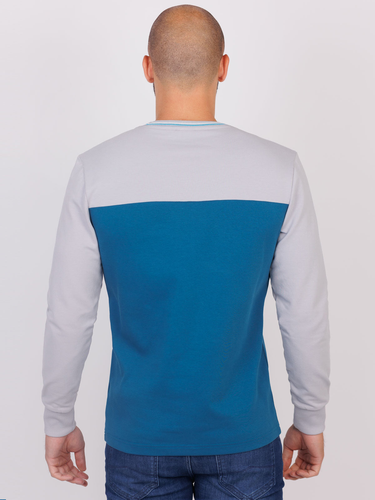 Мъжка блуза в синьо и сиво