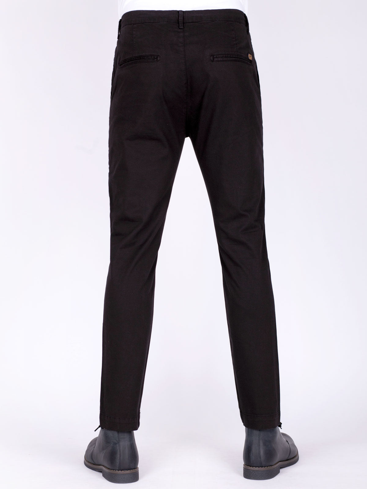 Модерни мъжки панталони  с връзки