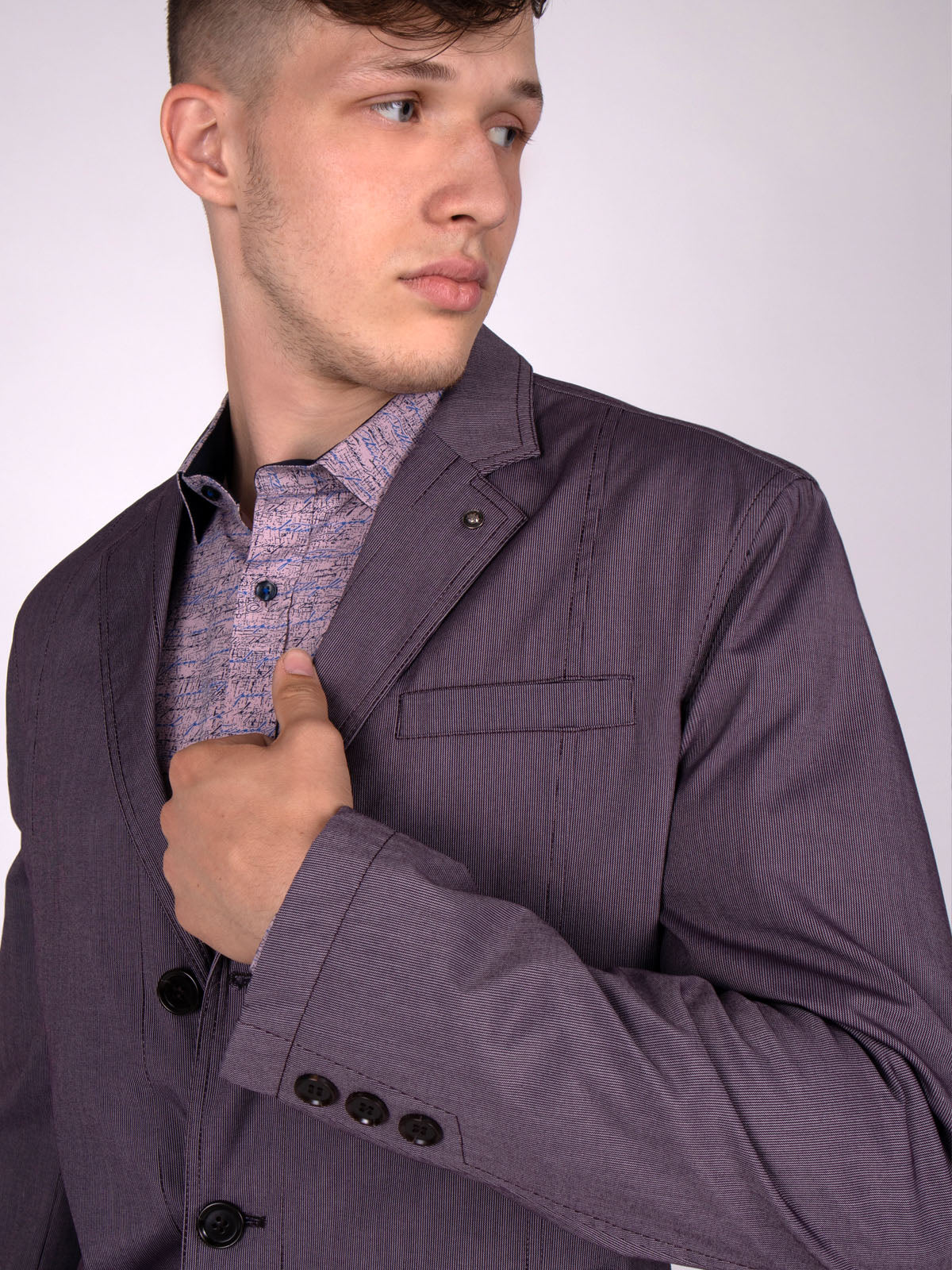 Сако в лилаво на ситно райе