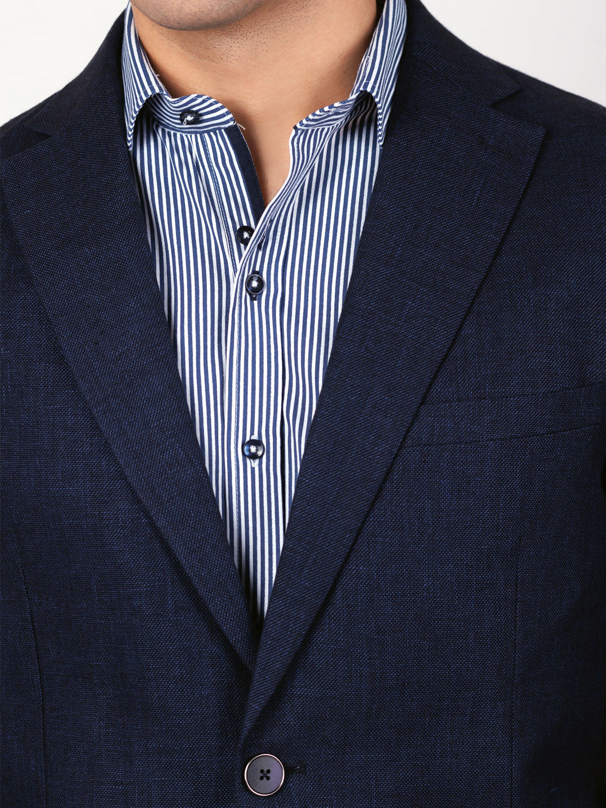 Мъжко сако в тъмно синьо