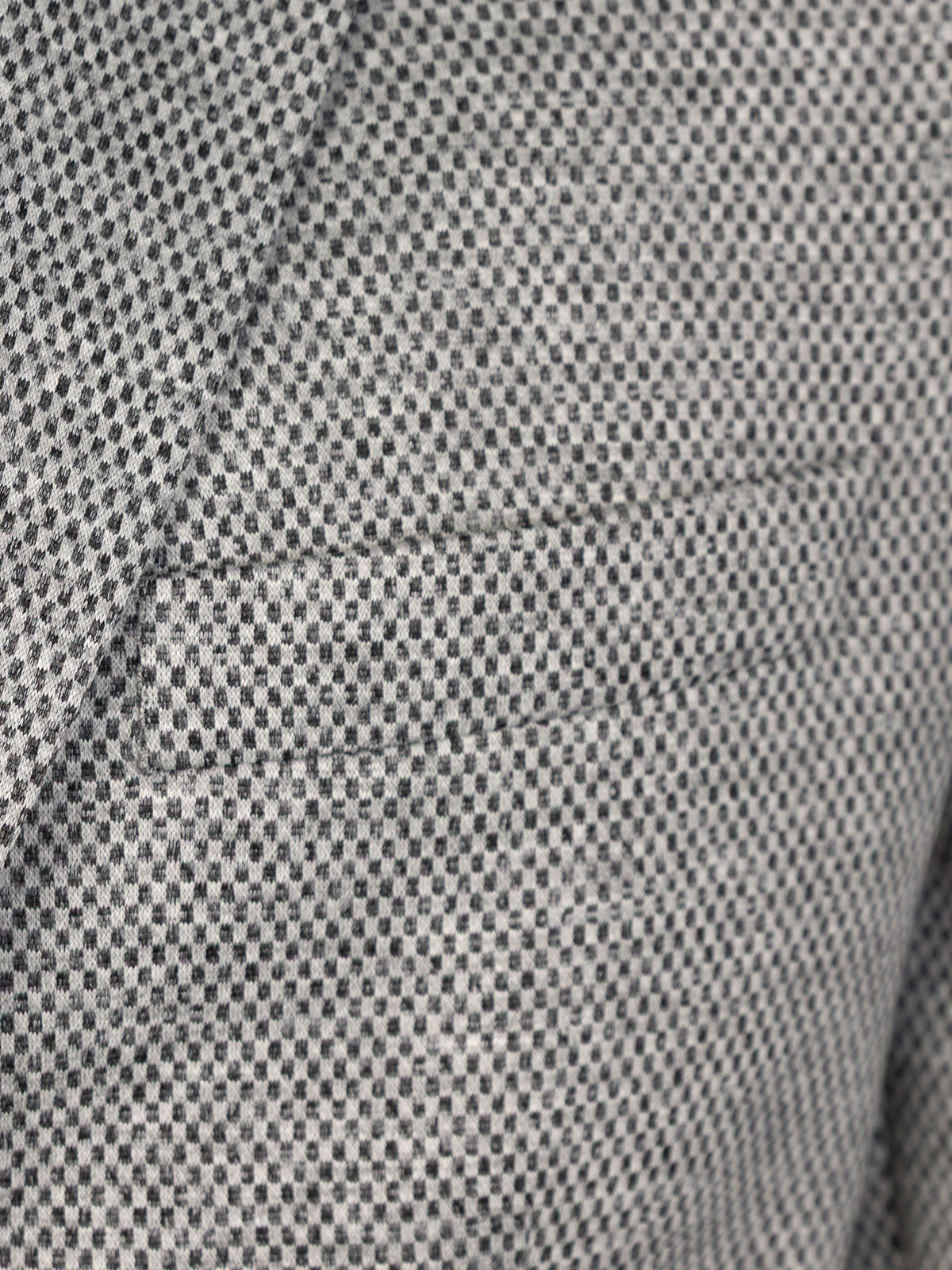 Мъжко сако в сив пепит