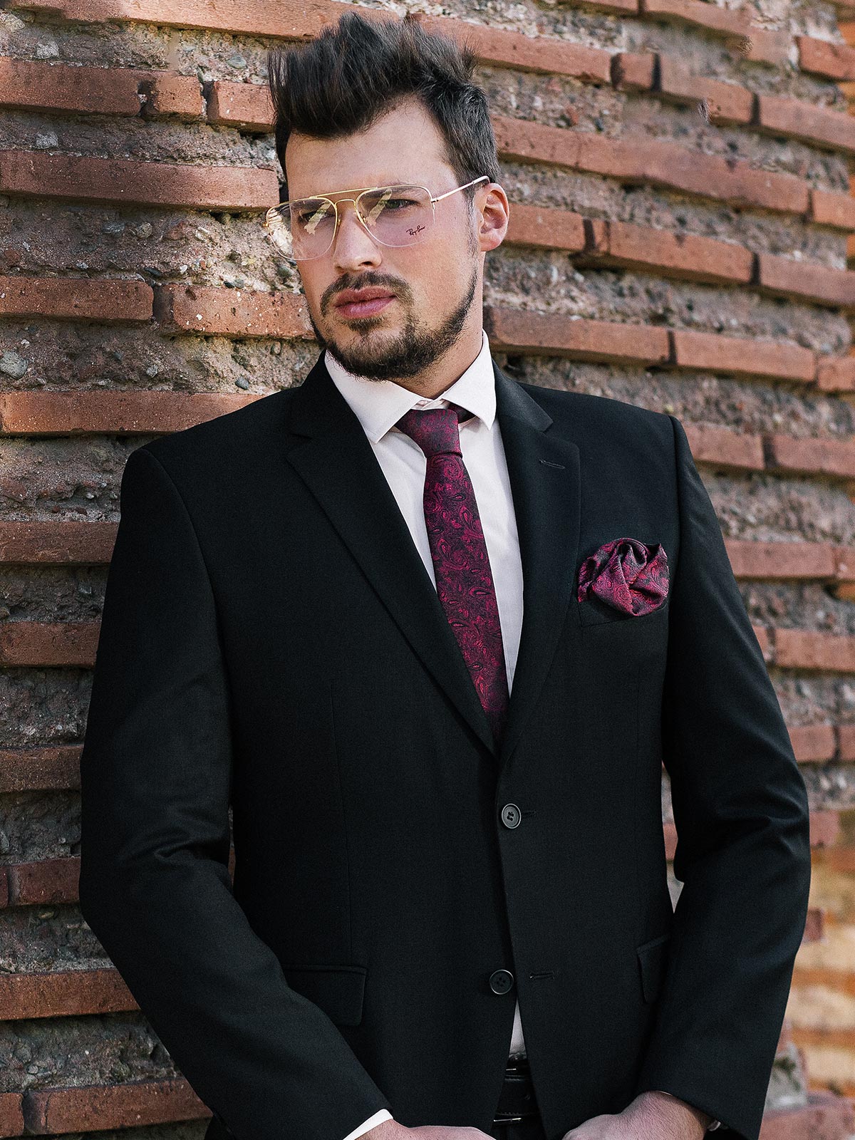 Класическо сако в черно