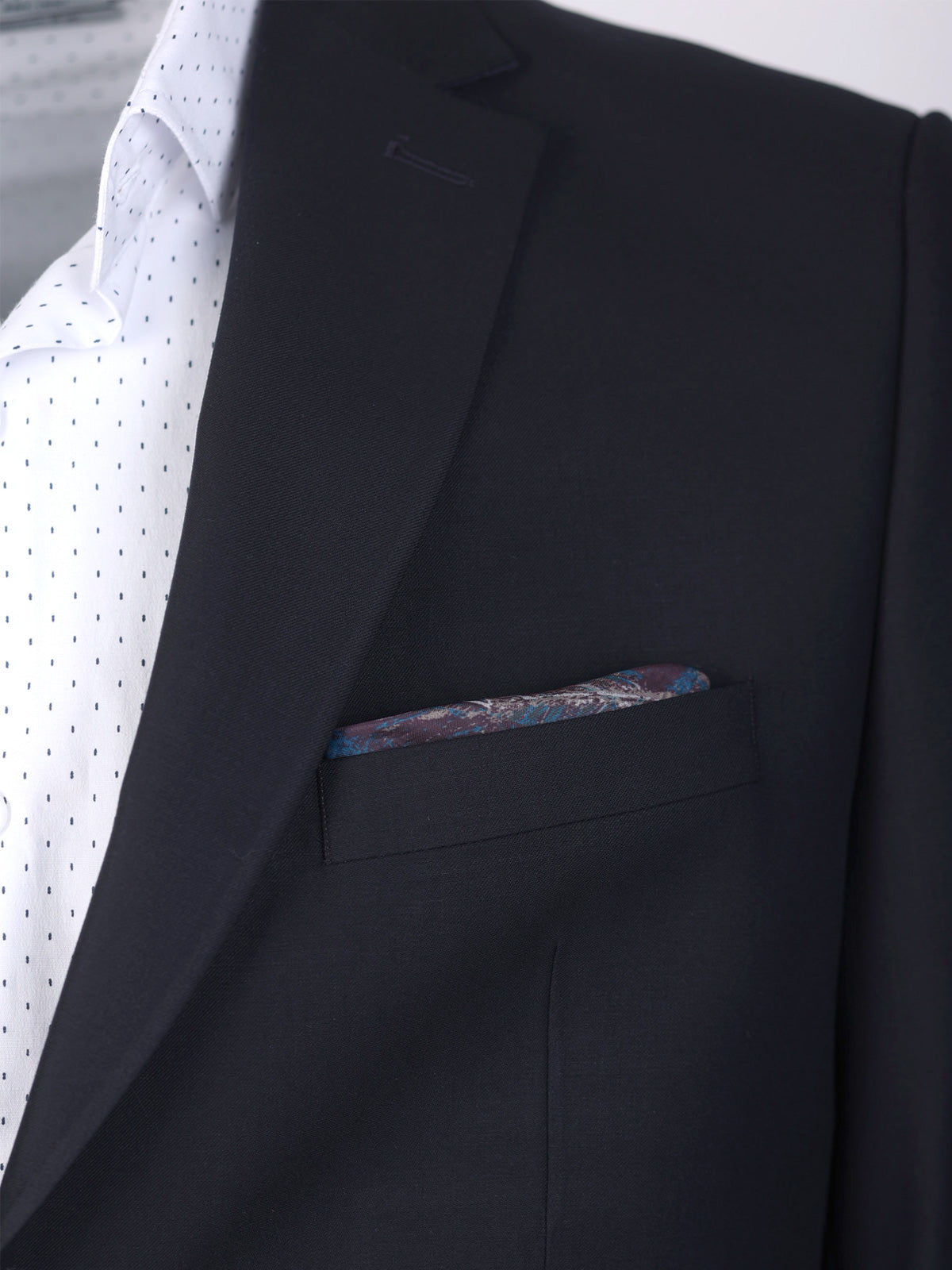 Елегантно сако в тъмносин цвят