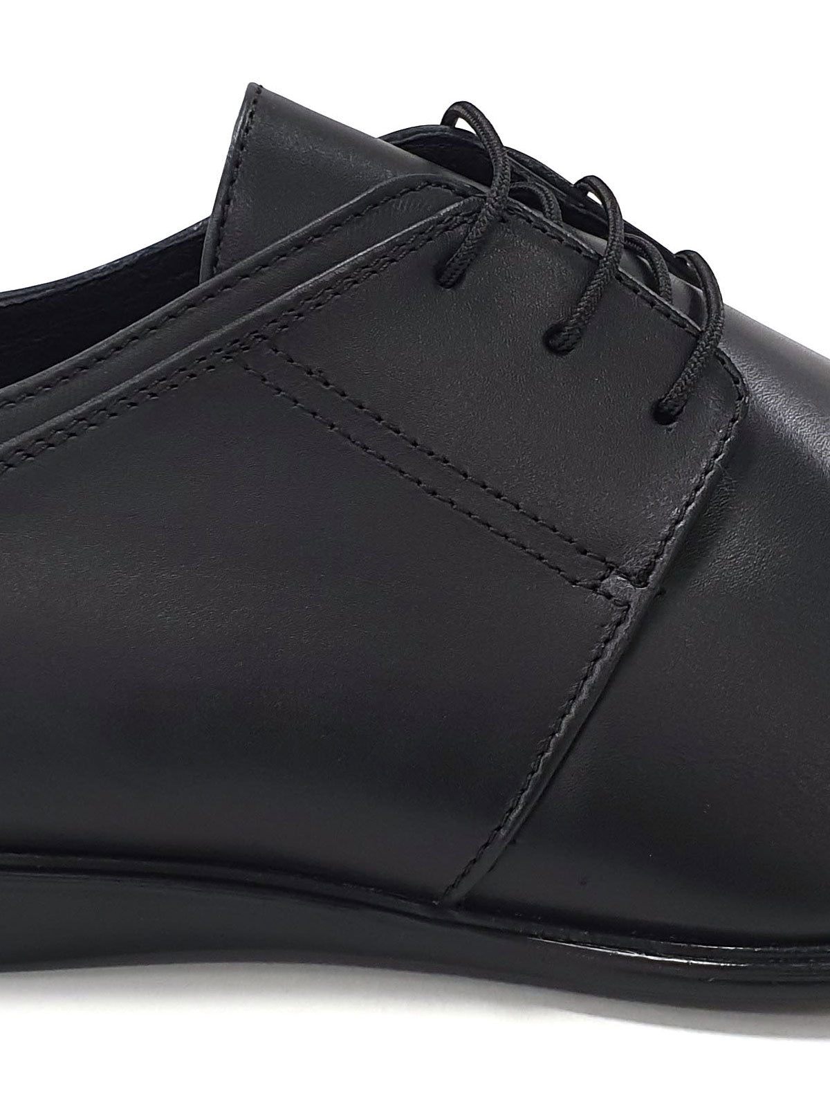 Официални обувки на ток