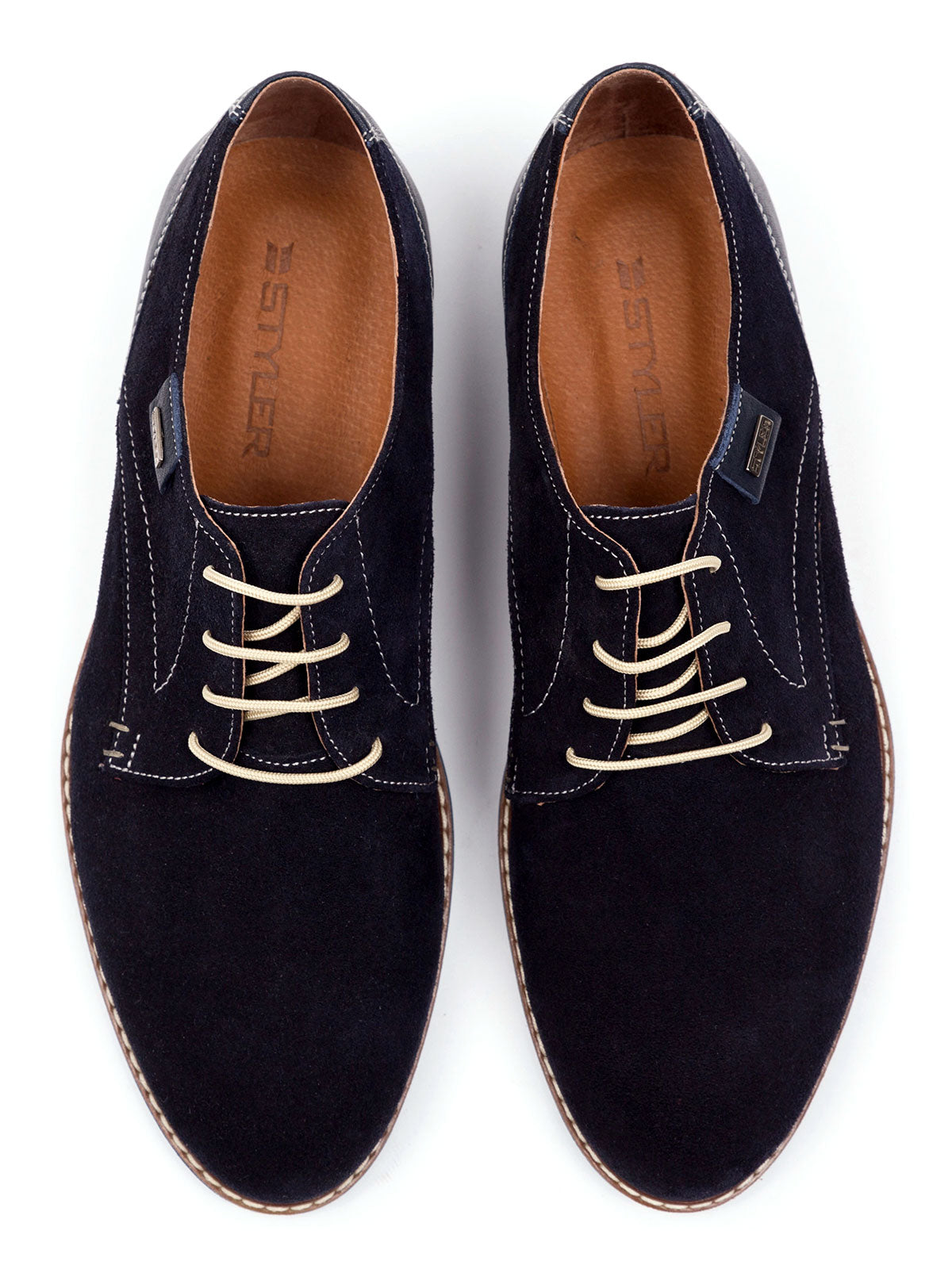 Велурени обувки с кожен акцент