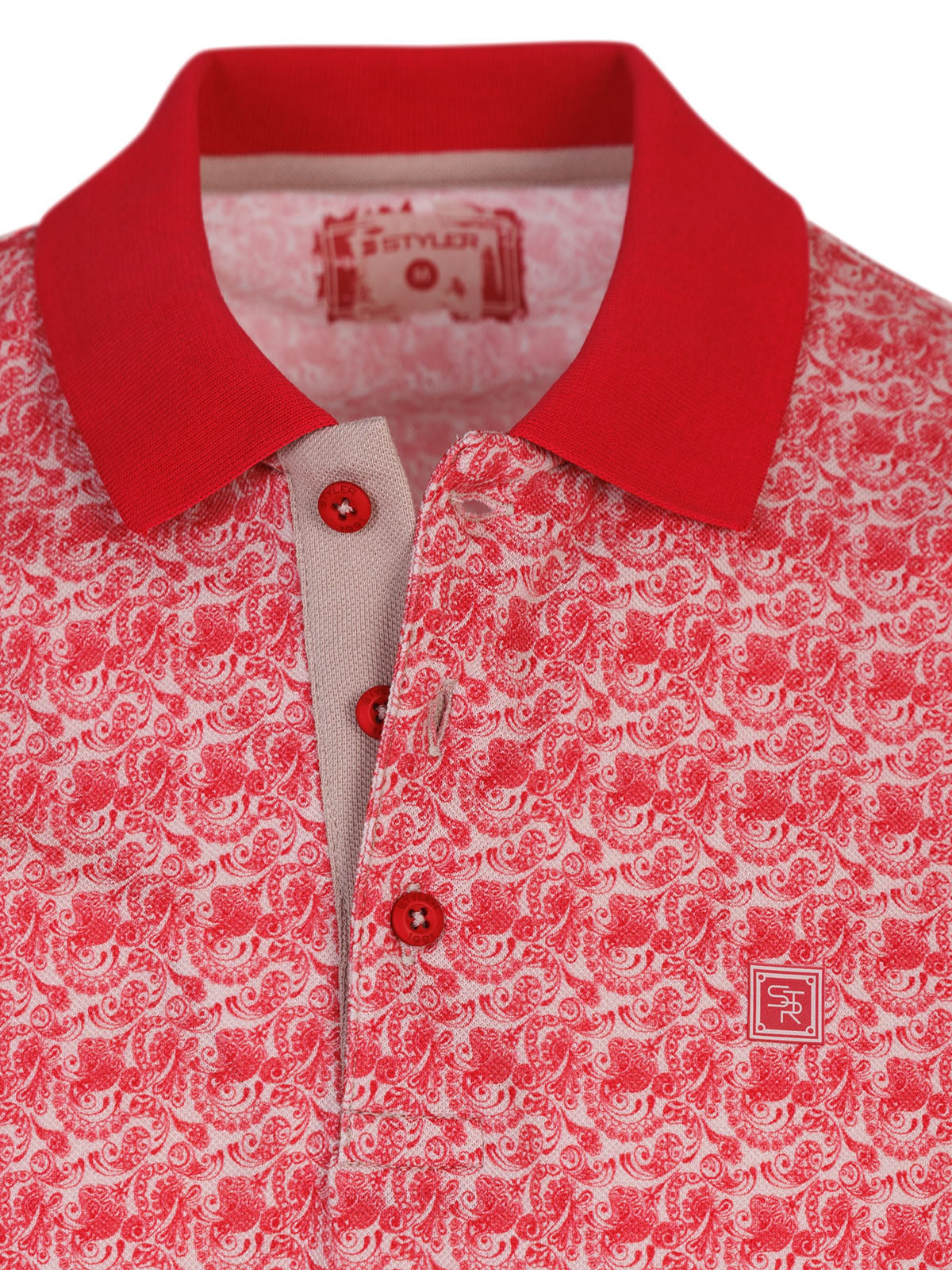 Мъжка тениска в бежово с червени пейсли