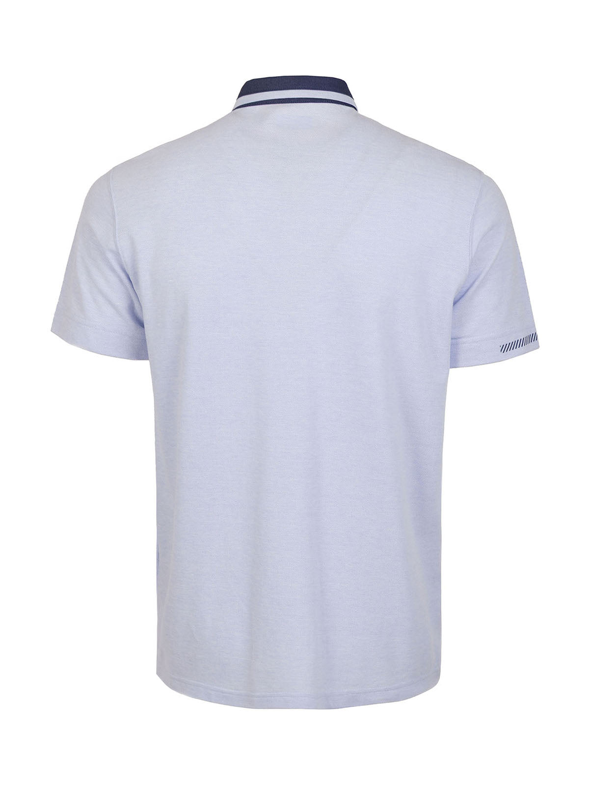 Мъжка тениска в светло синьо