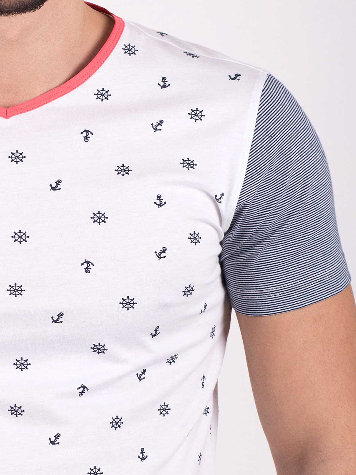 Mъжка тениска с морски десен