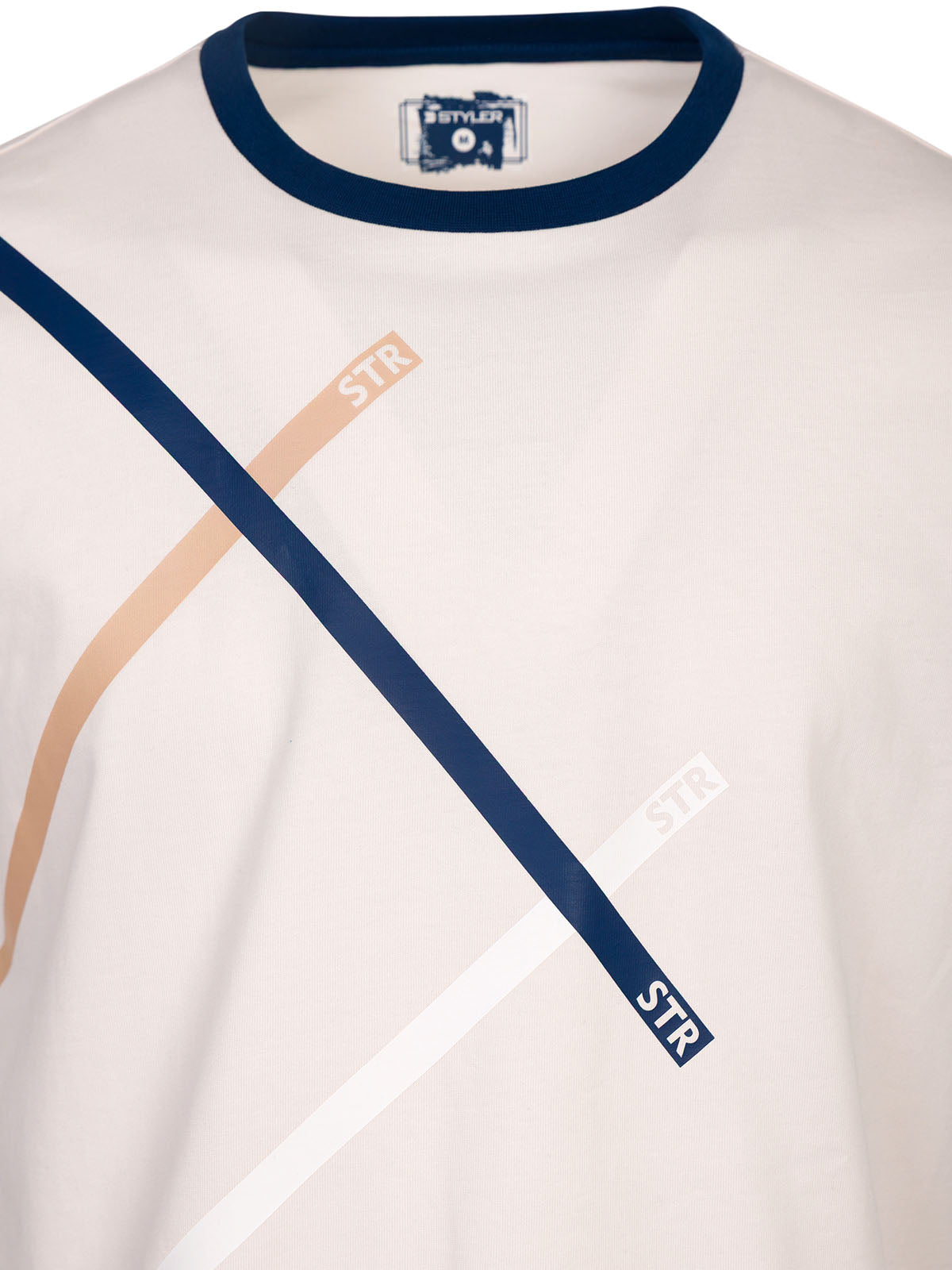 Мъжка тениска в екрю с ефектен печат