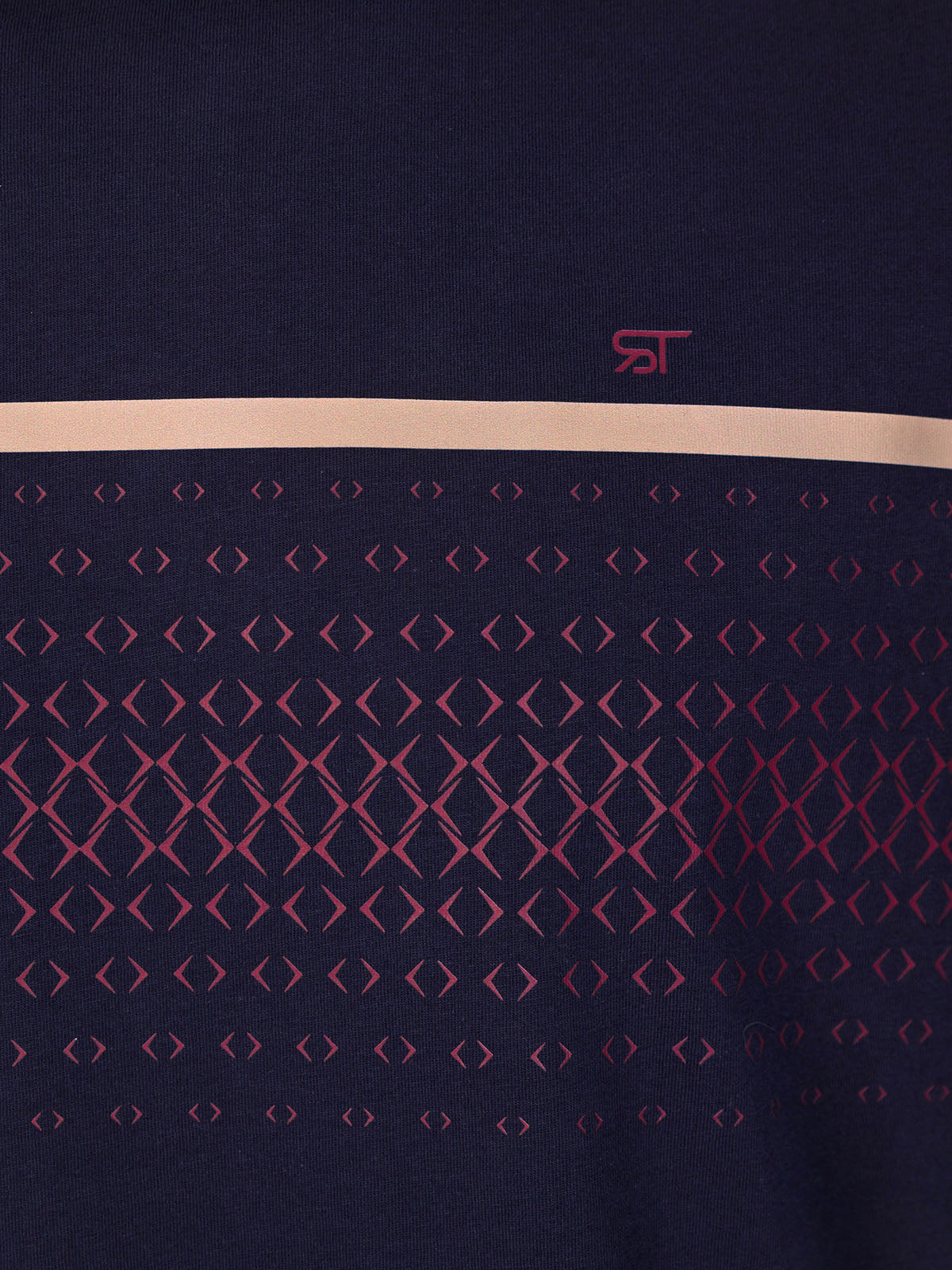 Мъжка тениска в много тъмно синьо